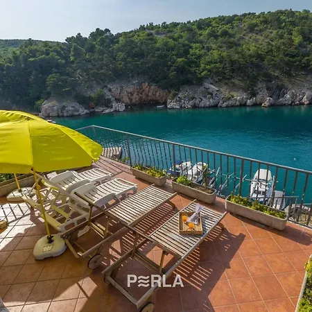 House Bella Mare With Sea View 50m From The In A Quiet Location In On Krk Island * Vrbnik (Primorje-Gorski Kotar)