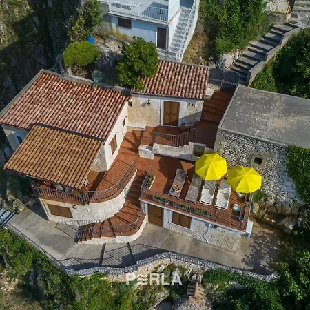Ferienhaus House Bella Mare With Sea View 50m From The In A Quiet Location In On Krk Island Vrbnik (Primorje-Gorski Kotar)