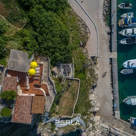 House Bella Mare With Sea View 50m From The In A Quiet Location In On Krk Island Ferienhaus