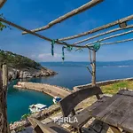 Case de vacanță House Bella Mare With Sea View 50m From The In A Quiet Location In On Krk Island Vrbnik (Primorje-Gorski Kotar)