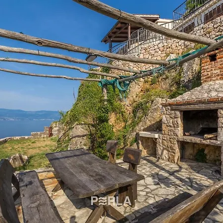 Dom wakacyjny House Bella Mare With Sea View 50m From The In A Quiet Location In On Krk Island Vrbnik (Primorje-Gorski Kotar)