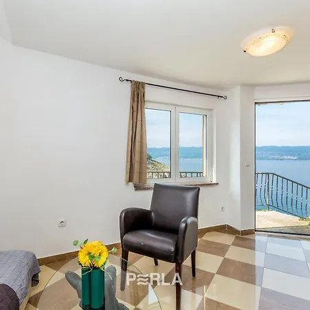 Casa vacanze House Bella Mare With Sea View 50m From The In A Quiet Location In On Krk Island