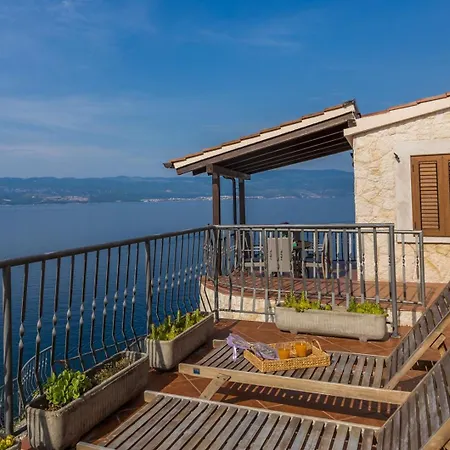 House Bella Mare With Sea View 50m From The In A Quiet Location In On Krk Island