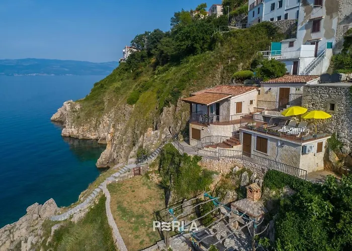 House Bella Mare With Sea View 50m From The In A Quiet Location In On Krk Island Casa vacanze