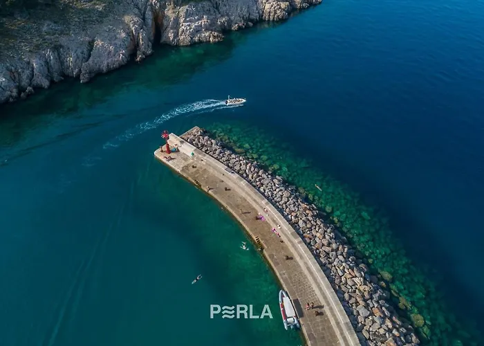 House Bella Mare With Sea View 50m From The In A Quiet Location In On Krk Island Casa vacanze *