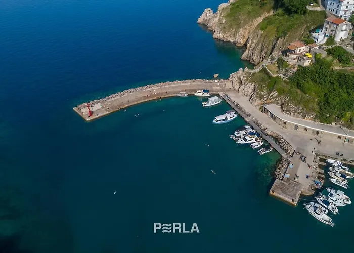 House Bella Mare With Sea View 50m From The In A Quiet Location In On Krk Island Casa vacanze *