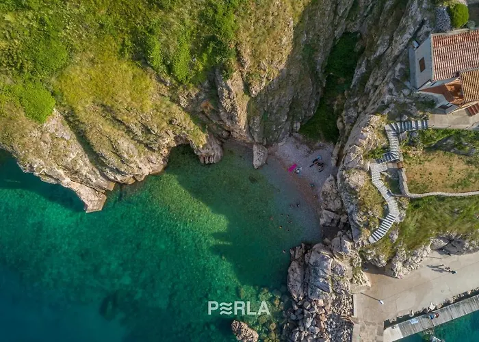 House Bella Mare With Sea View 50m From The In A Quiet Location In On Krk Island Casa vacanze *