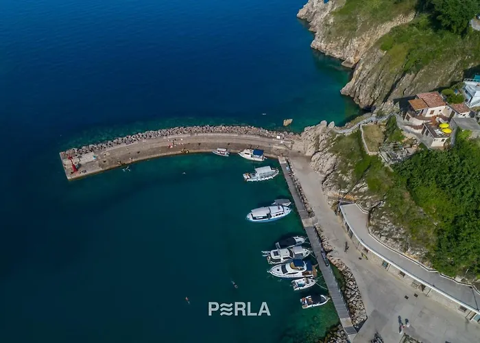 Casa vacanze House Bella Mare With Sea View 50m From The In A Quiet Location In On Krk Island Vrbnik (Primorje-Gorski Kotar)